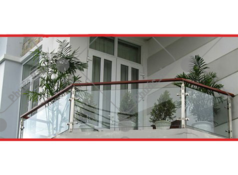 lan can kính mẫu 02